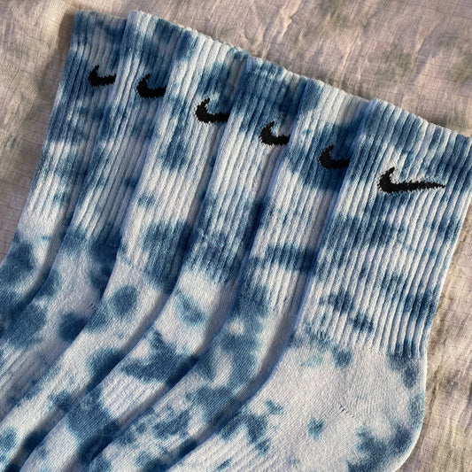 Tie dye Nike socks blue